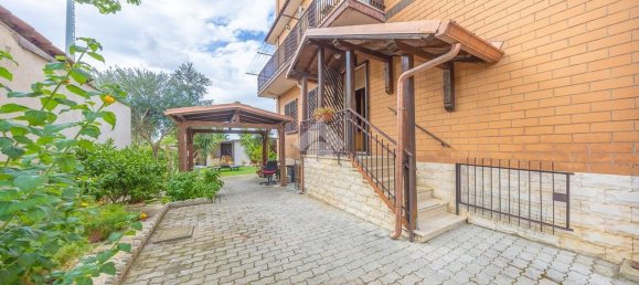 3 rooms Apartment in Rome, Italy No. 280444 25