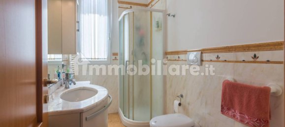 2 bedrooms Villa in Cattolica, Italy No. 280597 17