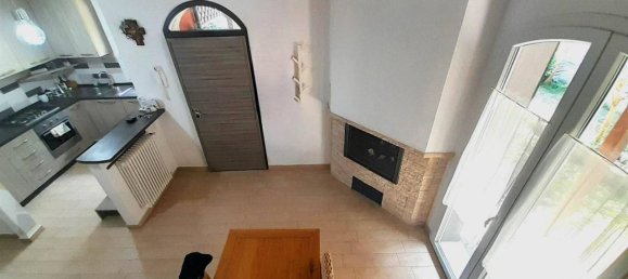 Дом с 4 комнатами в Монтескудо Монте Коломбо, Италия № 107346 11