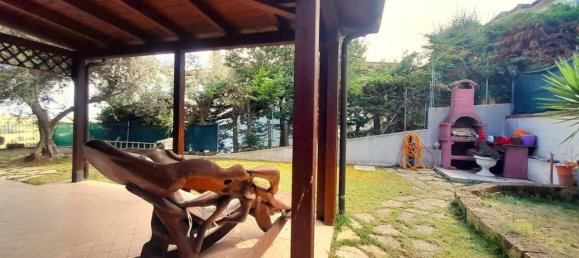 Дом с 4 комнатами в Монтескудо Монте Коломбо, Италия № 107346 32