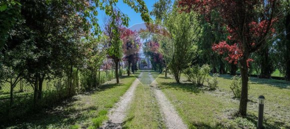 11-Zimmer Villa in Rovigo, Italy, Nr. 296060 8