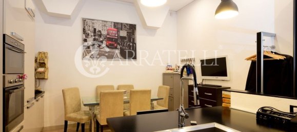 4 Schlafzimmer Wohnung in Florence, Italy, Nr. 195305 26