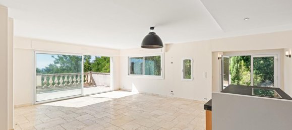 4 bedrooms Duplex in Grasse, France No. 336707 2