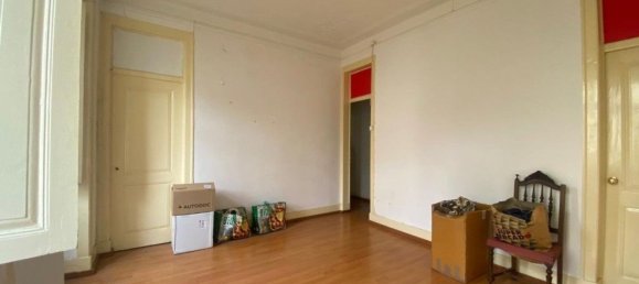 347m² Building in Lisbon, Portugal No. 137199 12