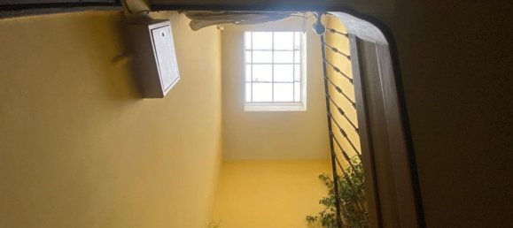 347m² Building in Lisbon, Portugal No. 137199 4