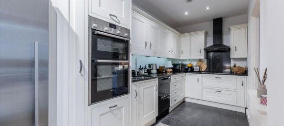 2 bedrooms Apartment in London, United Kingdom No. 6915 5