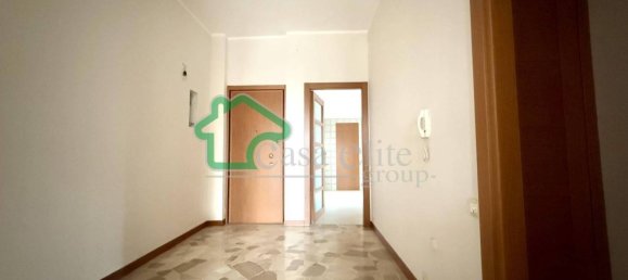 2 Schlafzimmer Wohnung in Lodi, Italy, Nr. 223967 39