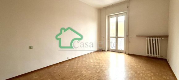 2 Schlafzimmer Wohnung in Lodi, Italy, Nr. 223967 8
