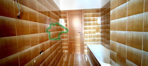 2 Schlafzimmer Wohnung in Lodi, Italy, Nr. 223967 24