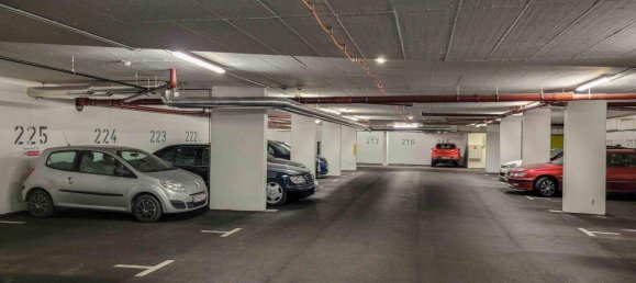 Garage in Favoriten, Austria No. 125426 3