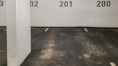  Garage in Favoriten, Austria No. 125426