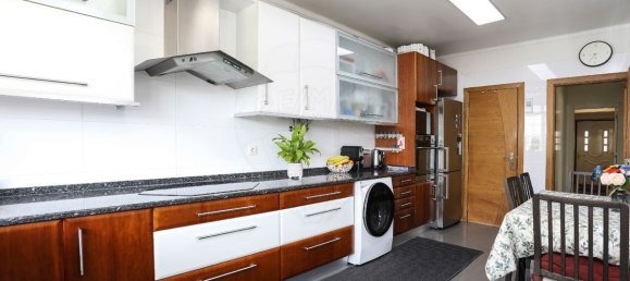 Casa de 3 dormitorios en Sintra, Portugal No. 39796 11