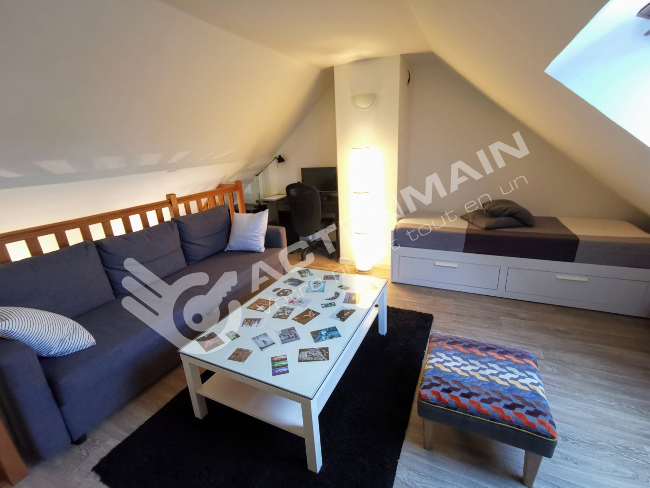 2 chambres Duplex à Tours, France No. 158470