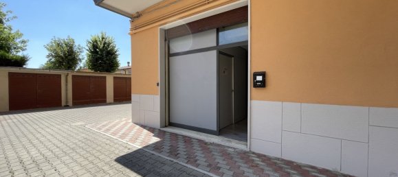 30m² Office in Granarolo dell'Emilia, Italy No. 271712 7