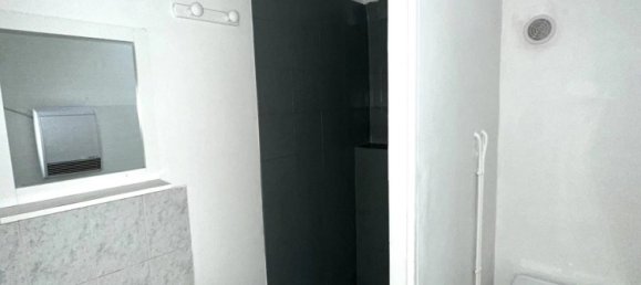 Apartamento de 1 dormitorio en Aulnay-sous-Bois, France No. 184044 19