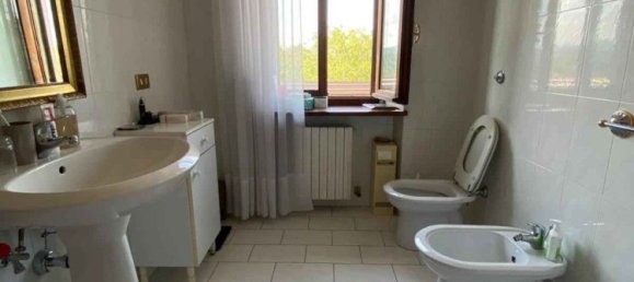 10 Schlafzimmer Haus in Castelnovo ne' Monti, Italy, Nr. 338264 16