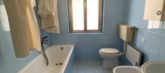 10 Schlafzimmer Haus in Castelnovo ne' Monti, Italy, Nr. 338264 34