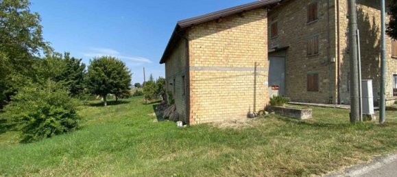 10 Schlafzimmer Haus in Castelnovo ne' Monti, Italy, Nr. 338264 41