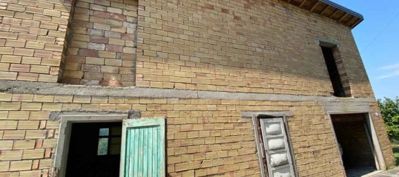 10 Schlafzimmer Haus in Castelnovo ne' Monti, Italy, Nr. 338264 42