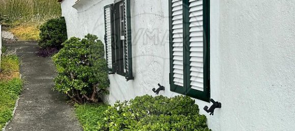 2 bedrooms House in Madalena, Portugal No. 34372 2