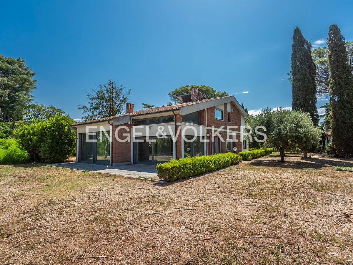 4 Schlafzimmer Villa in Rome, Italy, Nr. 44091