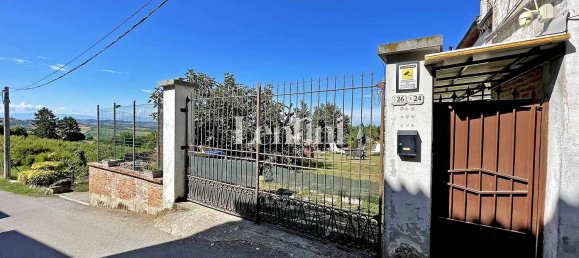 2 bedrooms Villa in Lu e Cuccaro Monferrato, Italy No. 299614 2