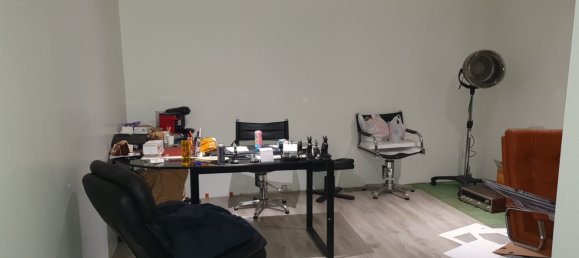 Edificio en Charleville-Mezieres, France 550 m² No. 38484 12