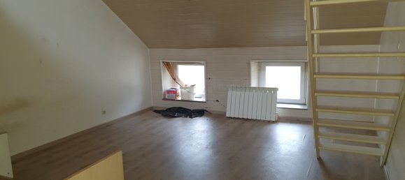 Edificio en Charleville-Mezieres, France 550 m² No. 38484 24