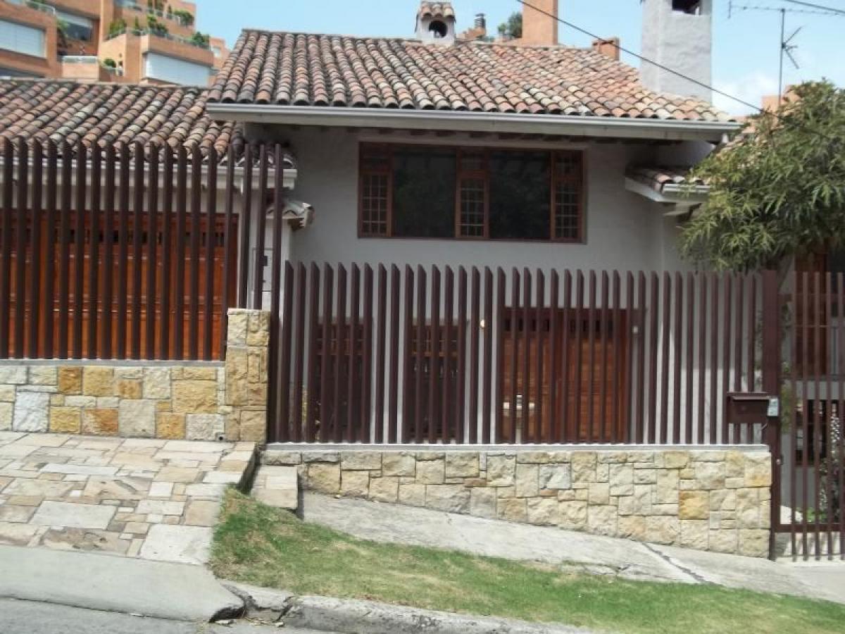 6 bedrooms House in Guadalajara de Buga, Colombia No. 7278