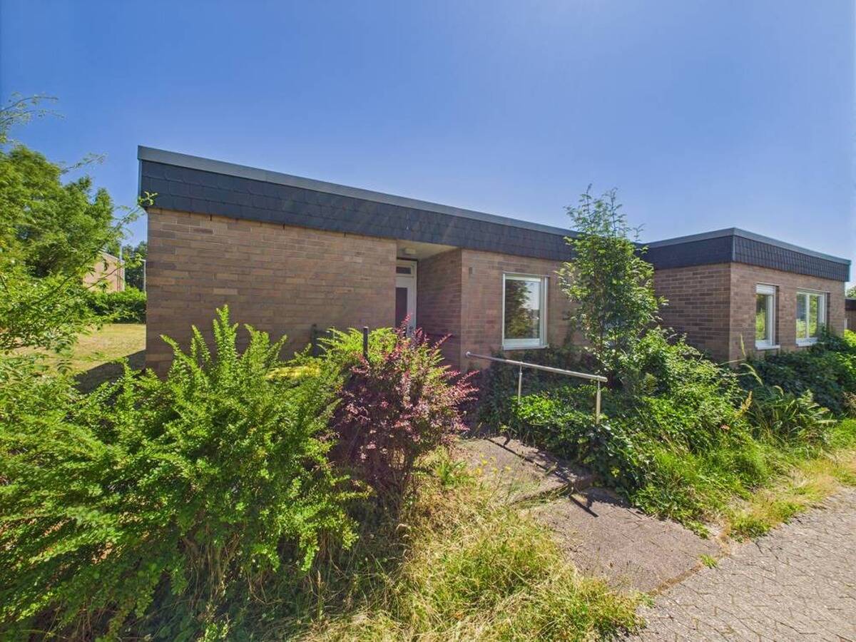 Adosado de 6 habitaciónes en Saarlouis, Germany No. 231552