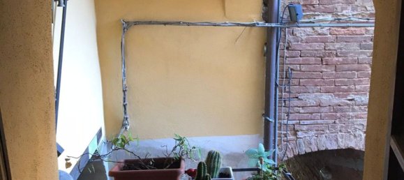 5-salle Appartement à Peccioli, Italy No. 103023 6