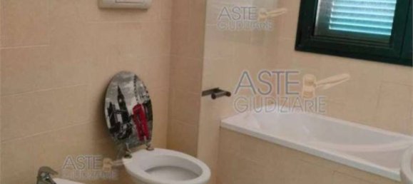 2 bedrooms Apartment in Città Sant'Angelo, Italy No. 271352 17