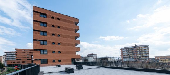 3 rooms Apartment in Sarzana, Italy No. 230329 4