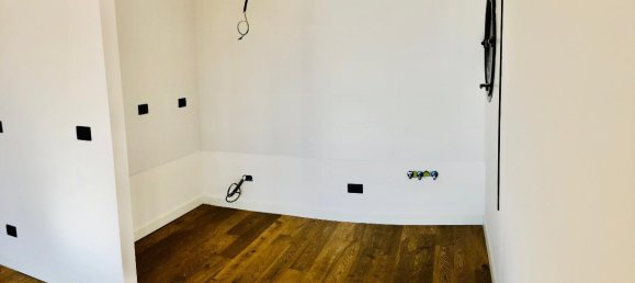 3 rooms Apartment in Sarzana, Italy No. 230329 50