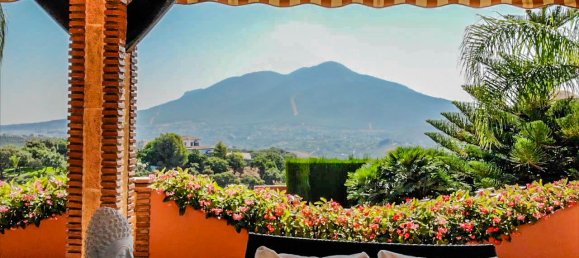 8 bedrooms House in Coin, Spain No. 76452 34