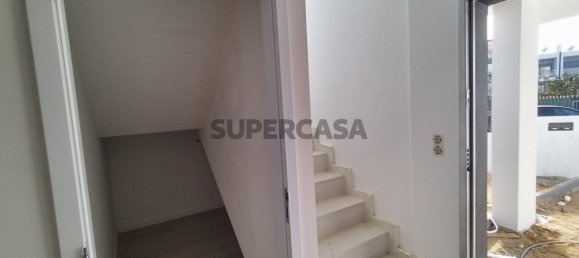 4 bedrooms House in Corroios, Portugal No. 167646 7