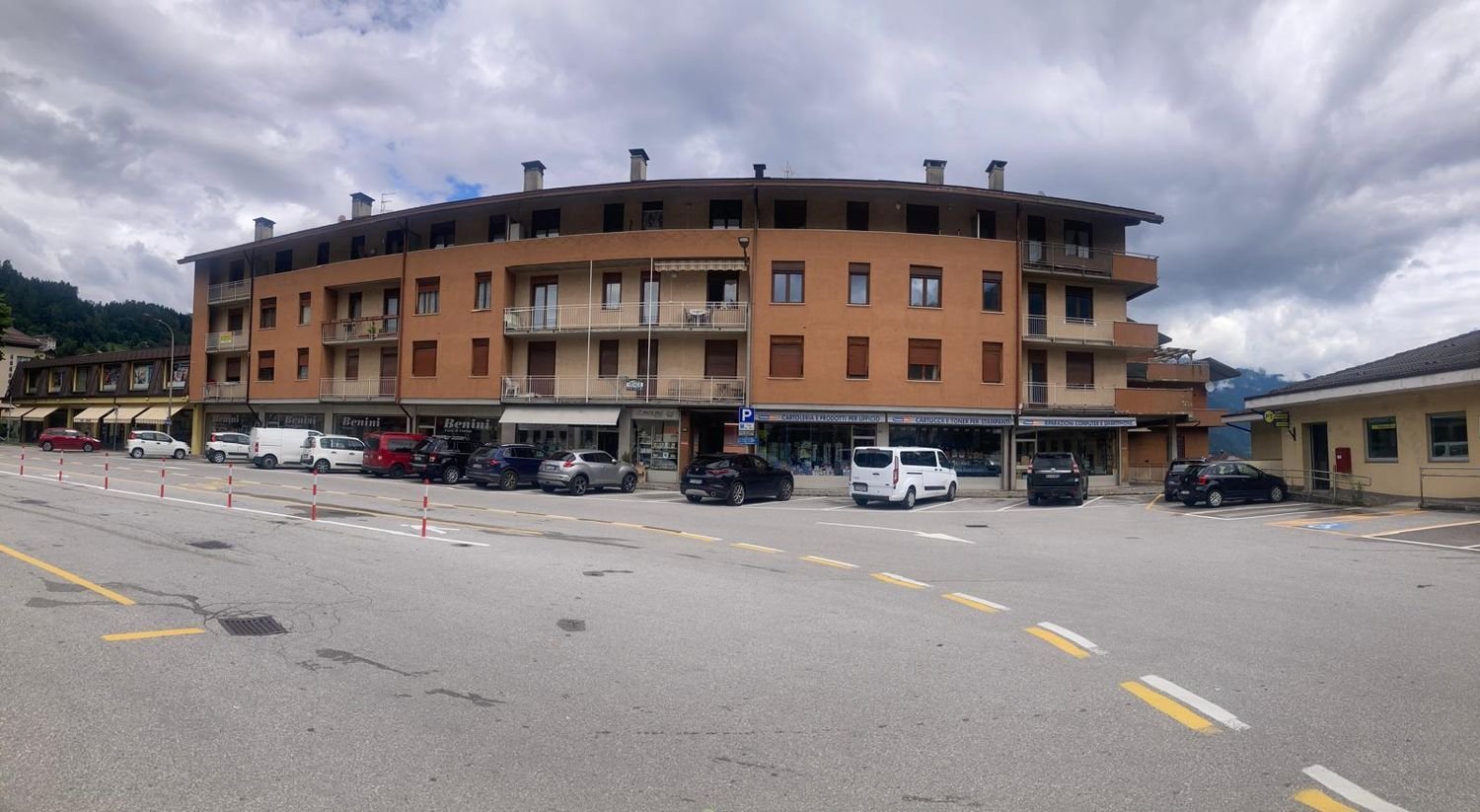 3 bedrooms Apartment in Tione di Trento, Italy No. 326591