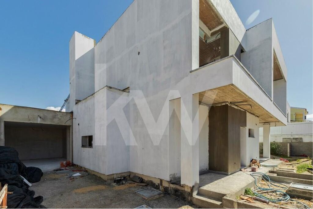 3 غرف نوم فيلا في Corroios, Portugal رقم 77857