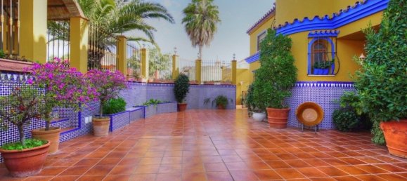 Casa T5 em Estepona, Spain N.º 142767 5