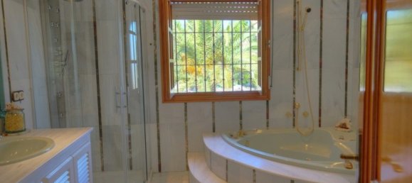 Casa T5 em Estepona, Spain N.º 142767 15