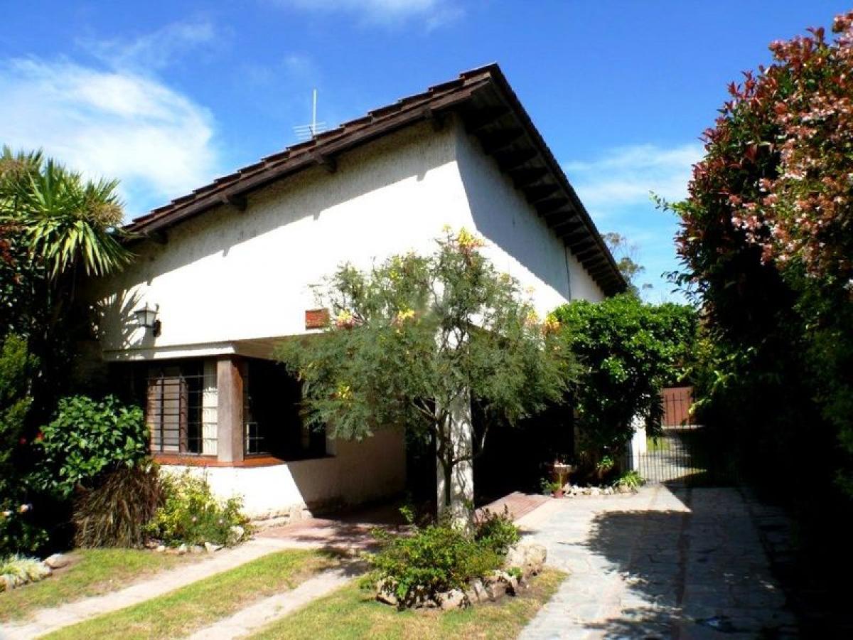 2 bedrooms House in Mar del Plata, Argentina No. 100625