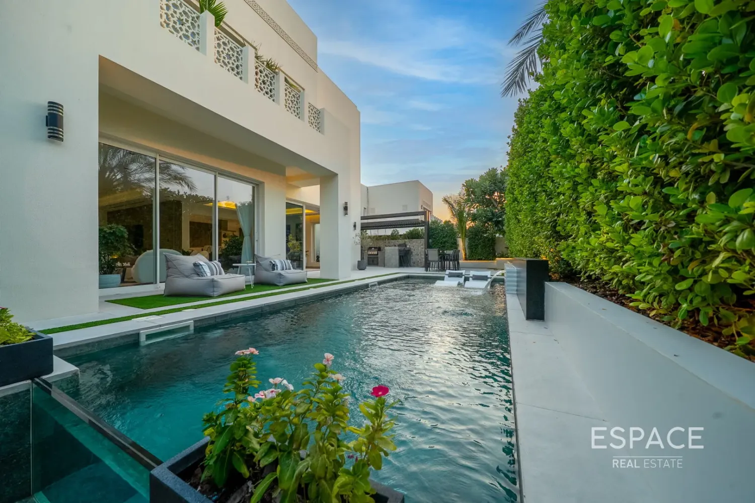 Villa de 5 dormitorios en Arabian Ranches, UAE No. 108324