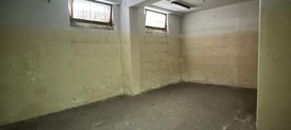 Гараж 114м² в Бари, Италия № 154943 6