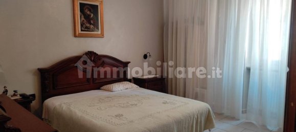 1 bedroom Apartment in Turin, Italy No. 336986 4