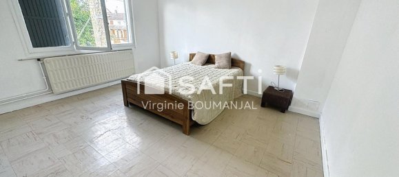 4 bedrooms House in Harbonnieres, France No. 252611 2