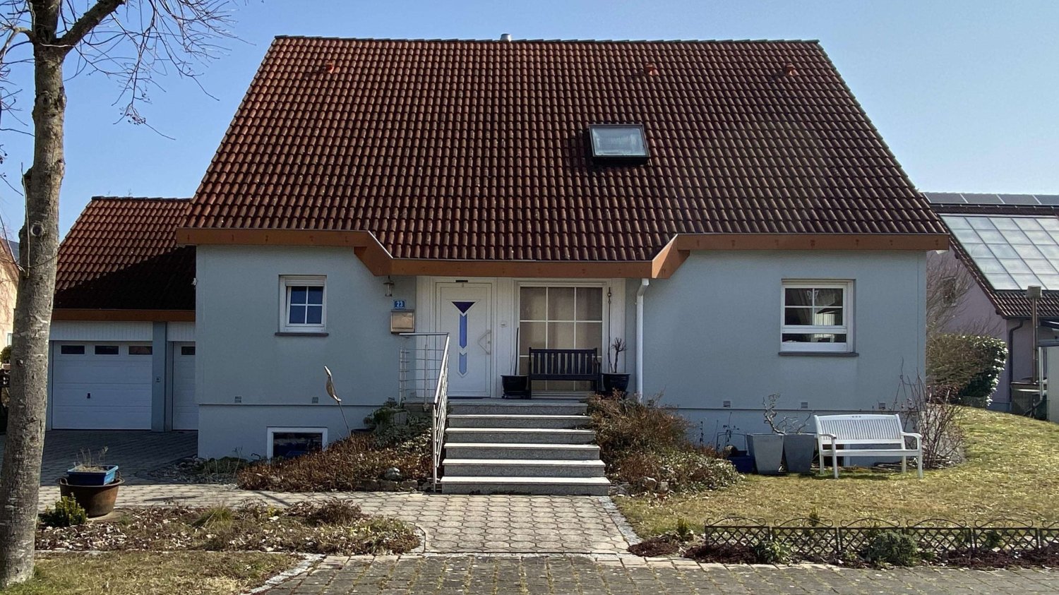 Дом с 6 комнатами в Донау-Рис, Германия № 190963