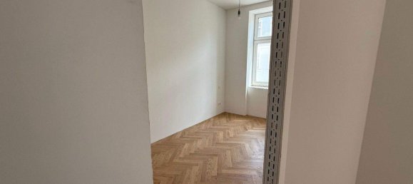 2-salle Appartement à Brigittenau, Austria No. 135694 12
