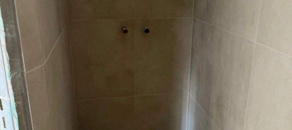 2-salle Appartement à Brigittenau, Austria No. 135694 4