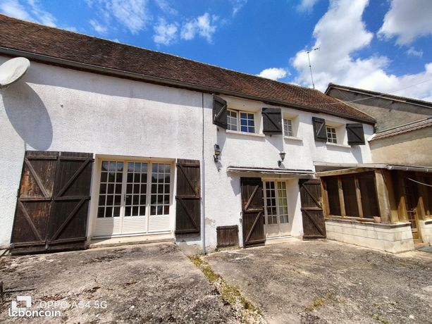 Adosado de 3 dormitorios en Sens, France No. 304590