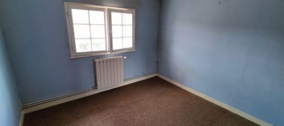 Adosado de 3 dormitorios en Sens, France No. 304590 4